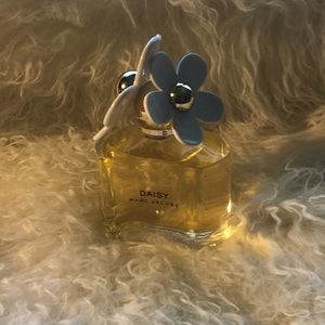 Marc Jacobs Daisy